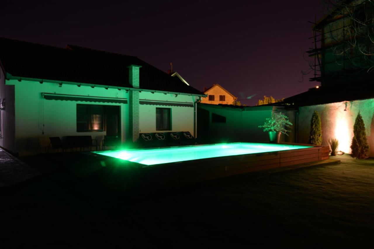 Excellent Time Apartment *