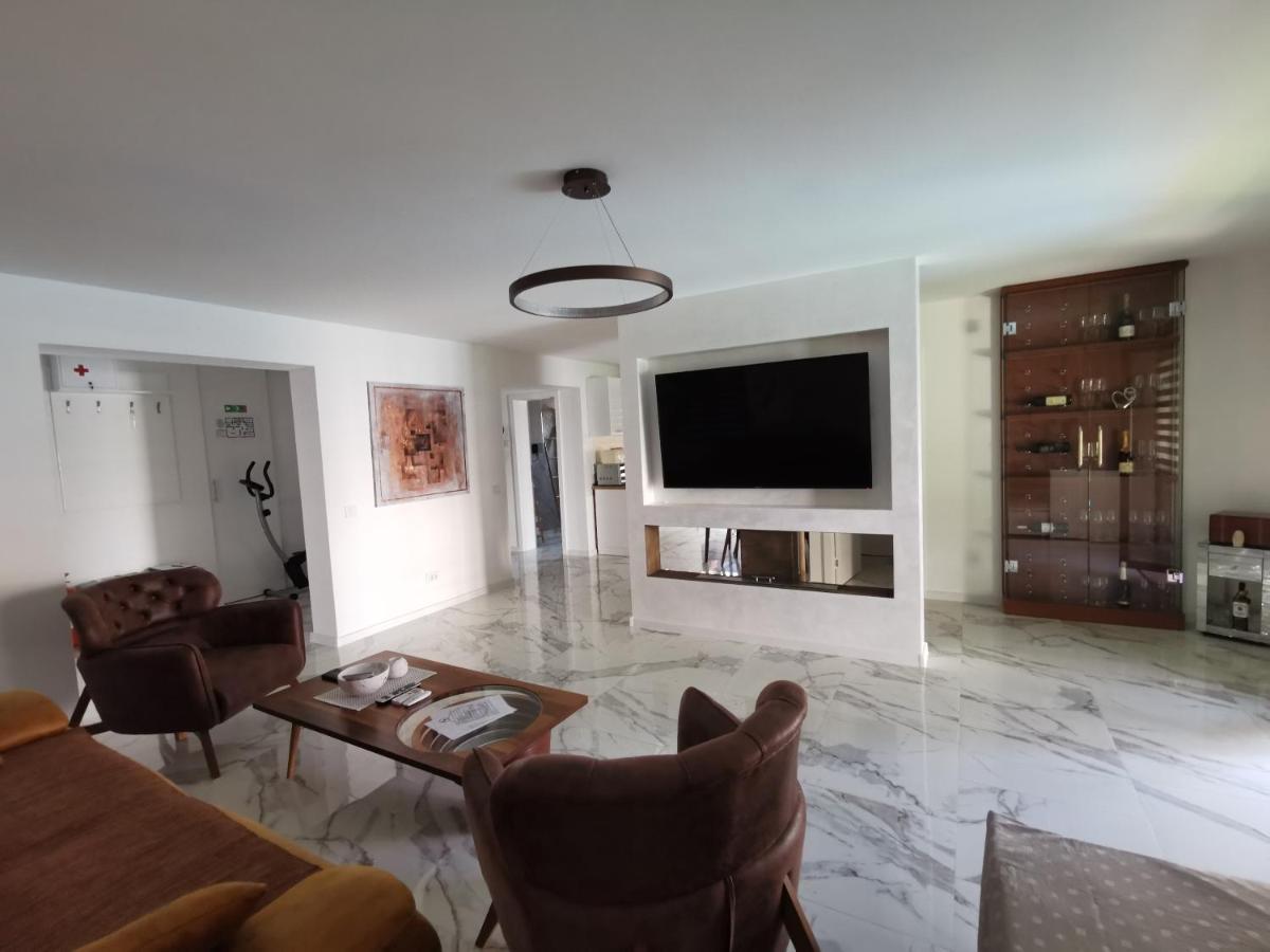 Apartment Excellent Time Belgrade